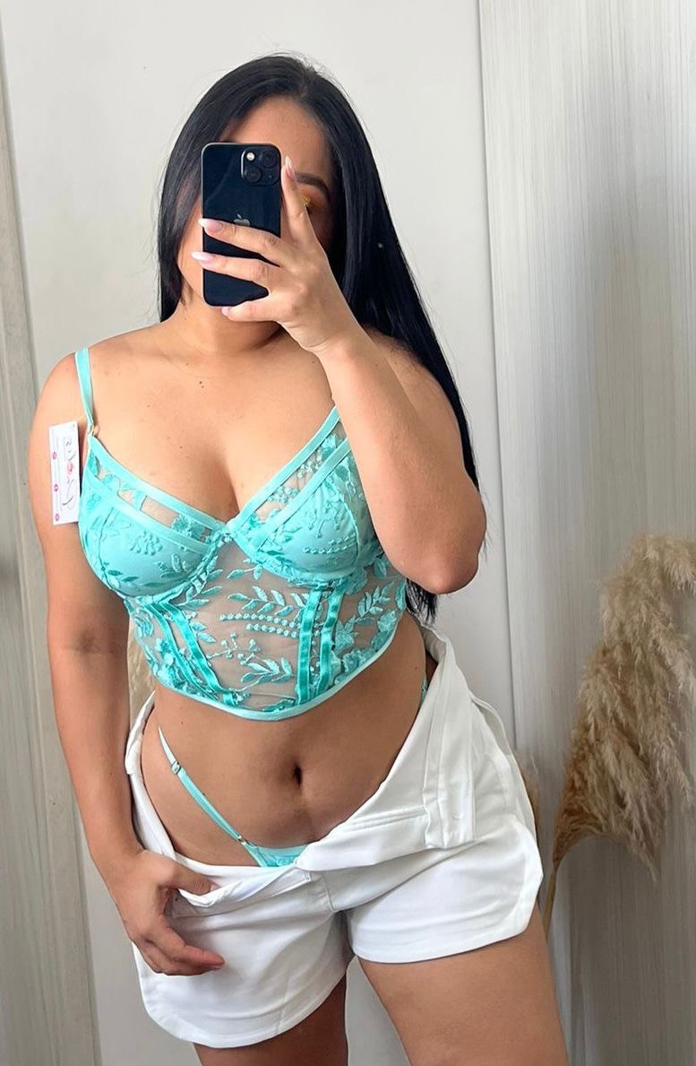 Corset con panty en tela bordada encaje